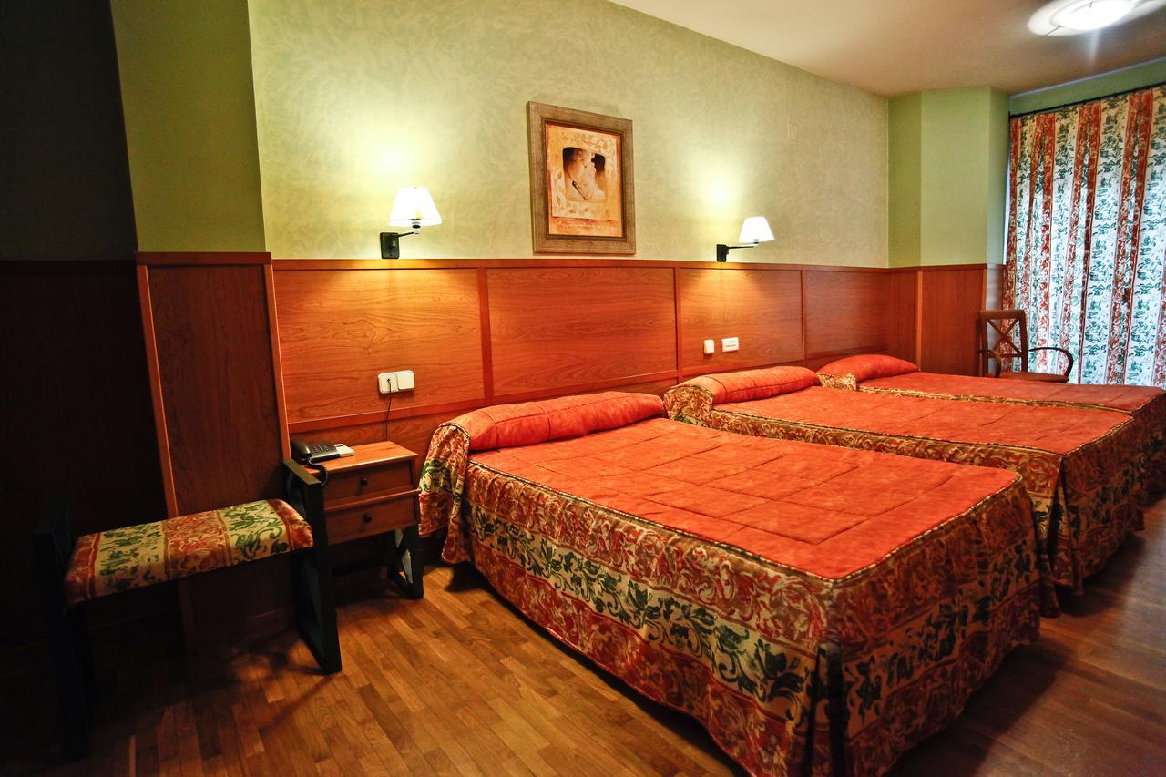 Habitación Triple Clásica